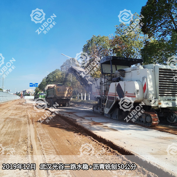 瀝青路面銑刨機(jī)的作用以及優(yōu)勢